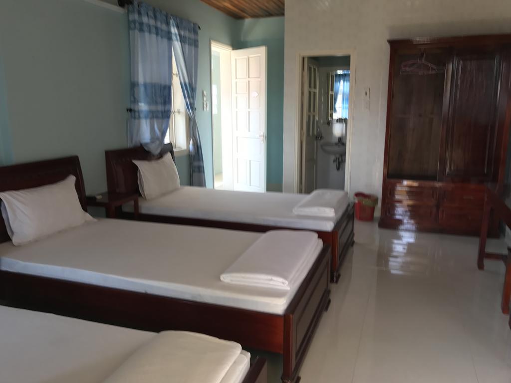 Hotel Hoa Cúc Xanh Hue Exterior foto